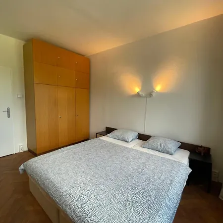Authentic Self Check-in In Vibrant Ruzinov Area, Komarnicka 42, Apartment