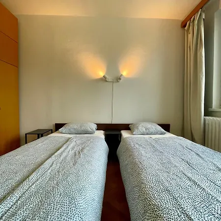 Apartment Authentic Self Check-in In Vibrant Ruzinov Area, Komarnicka 42, *