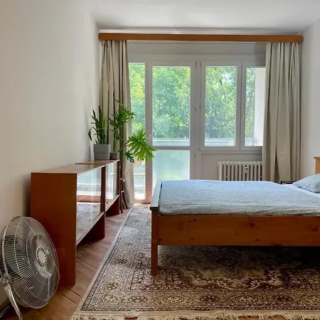 Authentic Self Check-in In Vibrant Ruzinov Area, Komarnicka 42, * Bratislava