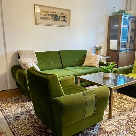 Authentic Self Check-in In Vibrant Ruzinov Area, Komarnicka 42, Apartment Bratislava