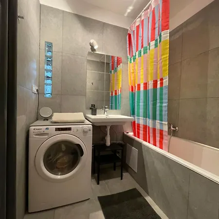 Authentic Self Check-in In Vibrant Ruzinov Area, Komarnicka 42, * Bratislava