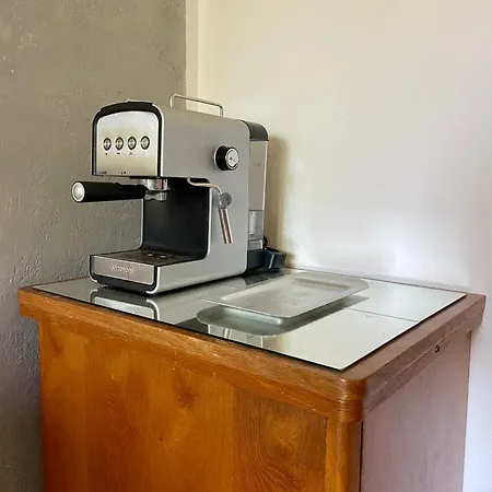 Appartement Authentic Self Check-in In Vibrant Ruzinov Area, Komarnicka 42, Bratislava